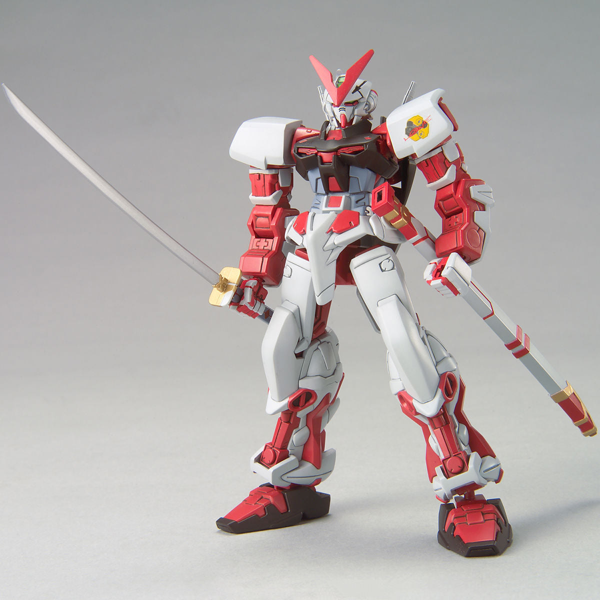 HG 1/144 ガンダムアストレイ レッドフレーム