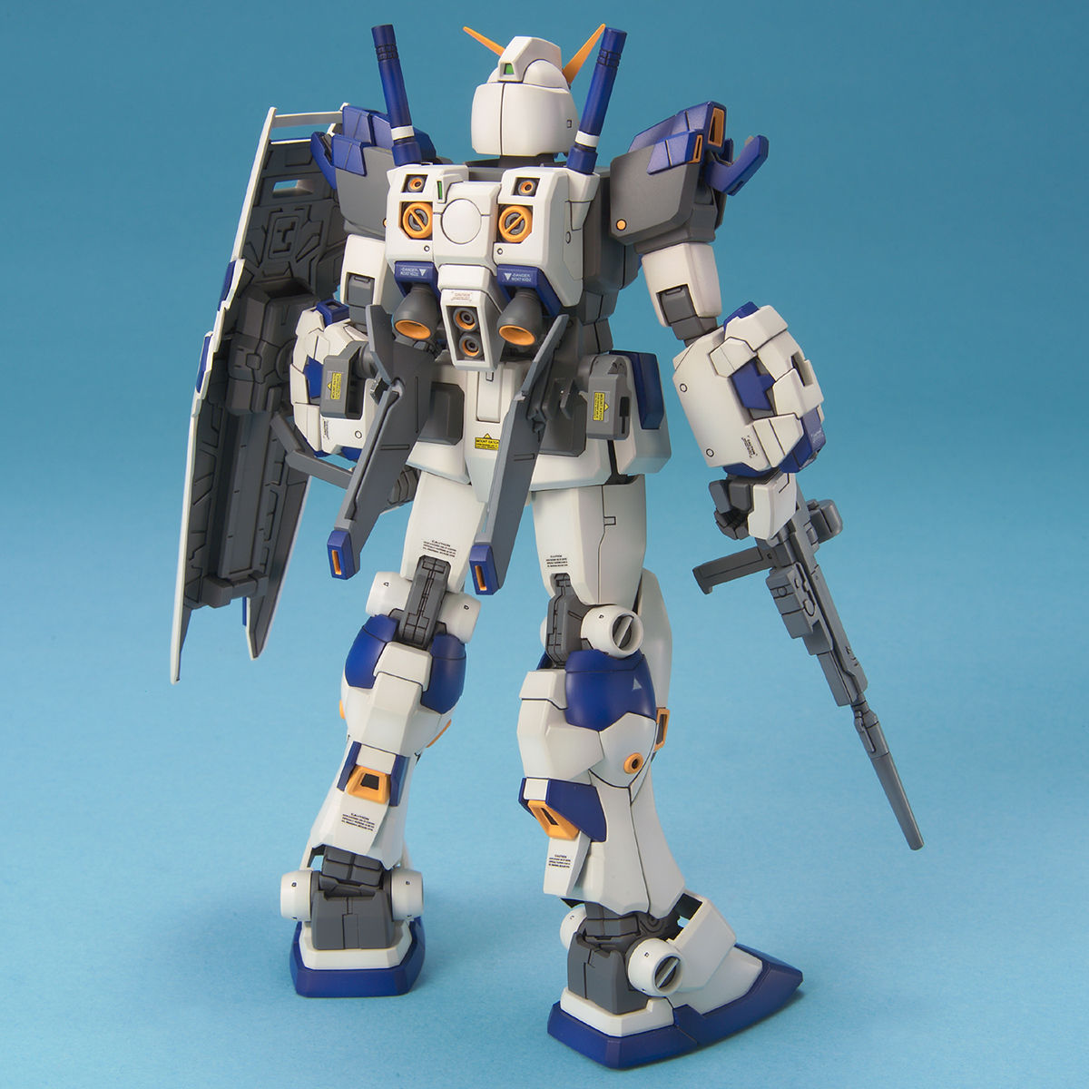 MG 1/100 RX-78-4 ガンダム4号機