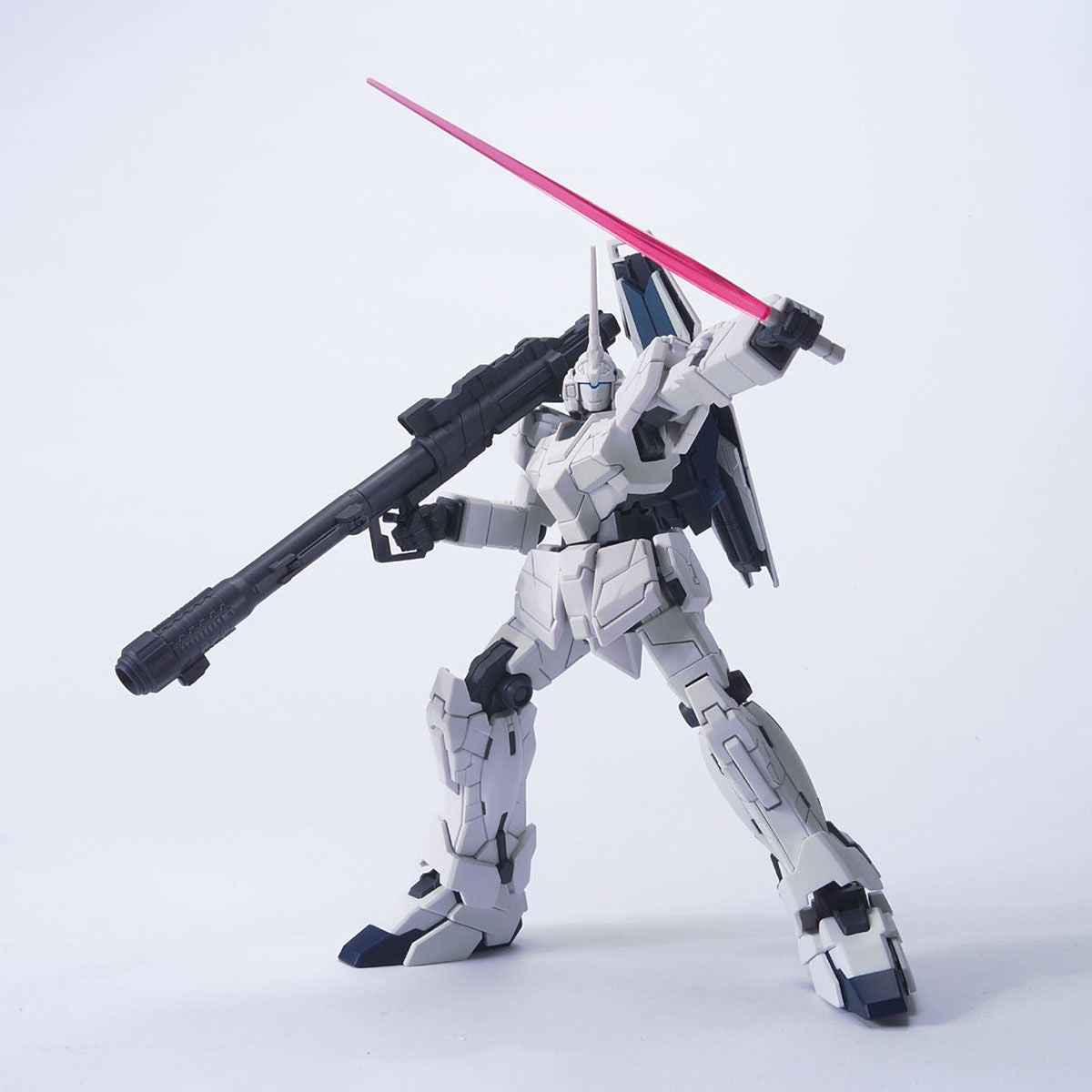 HGUC 1/144 ユニコーンガンダム ユニコーンモード