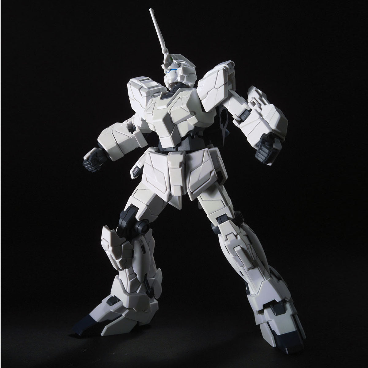 HGUC 1/144 ユニコーンガンダム ユニコーンモード